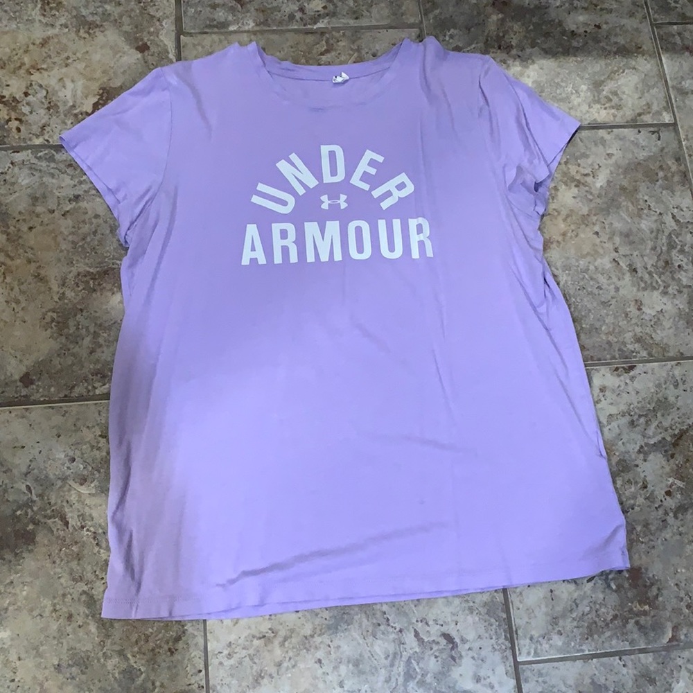 Under armour short sleeve shirt